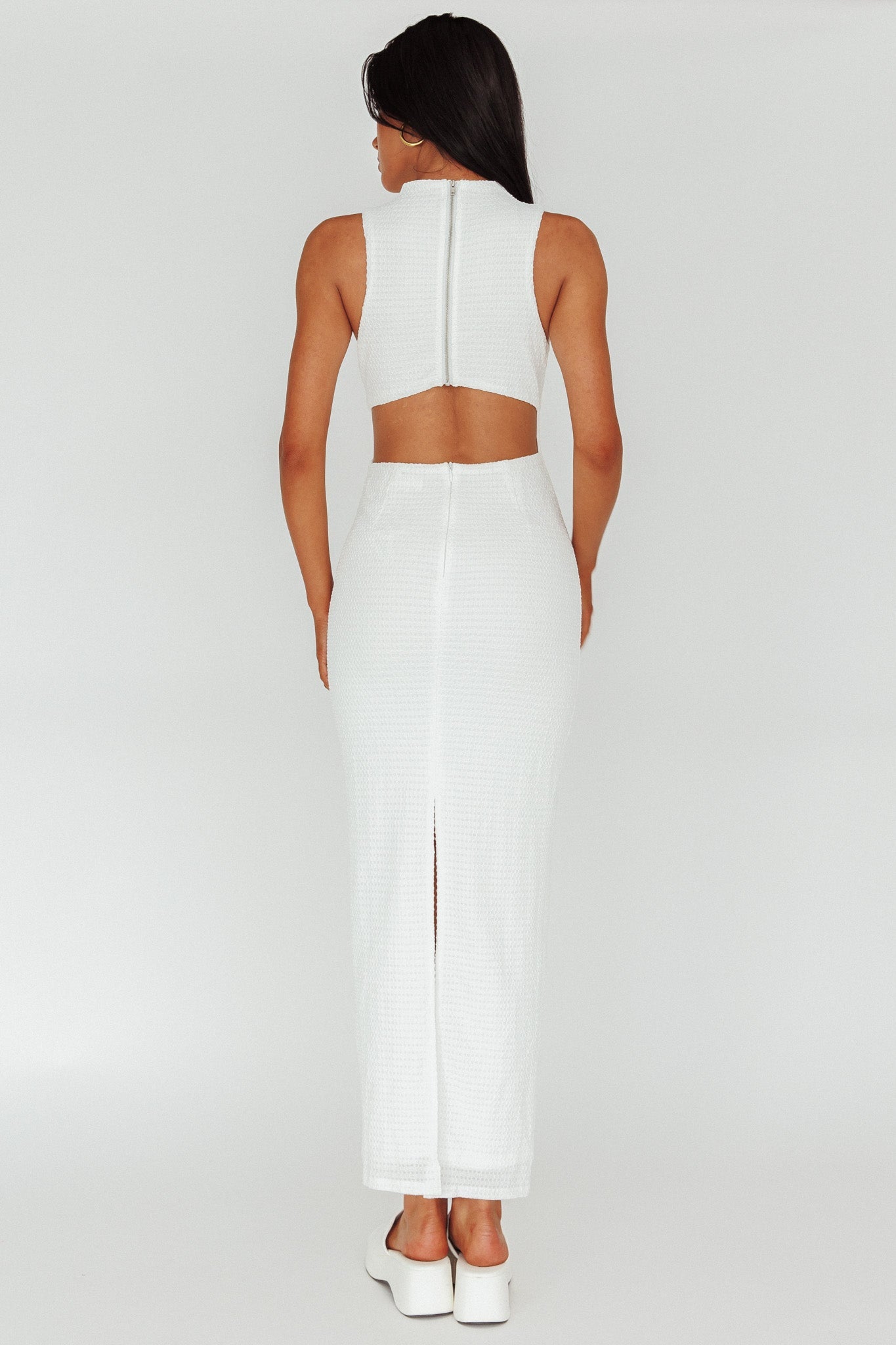 Yindi Sleeveless Cut-Out Waist Maxi Dress White